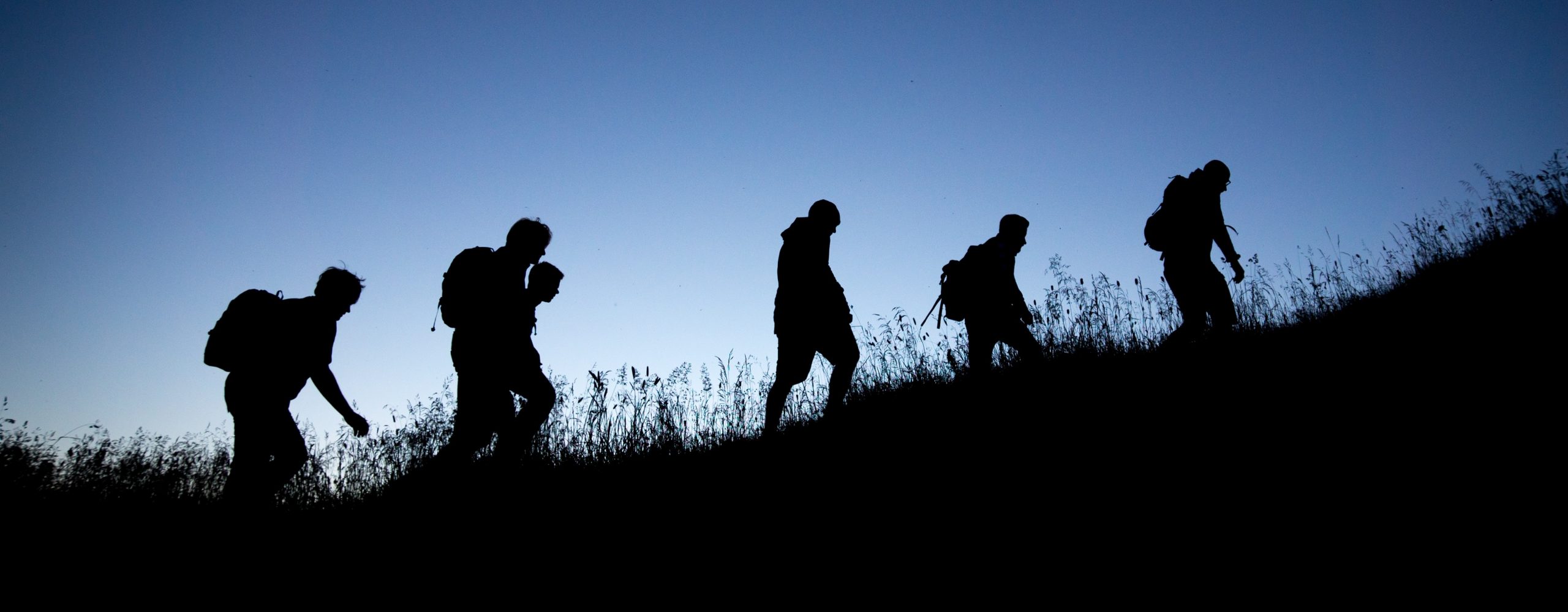 international hiking © tobias-mrzyk-unsplash